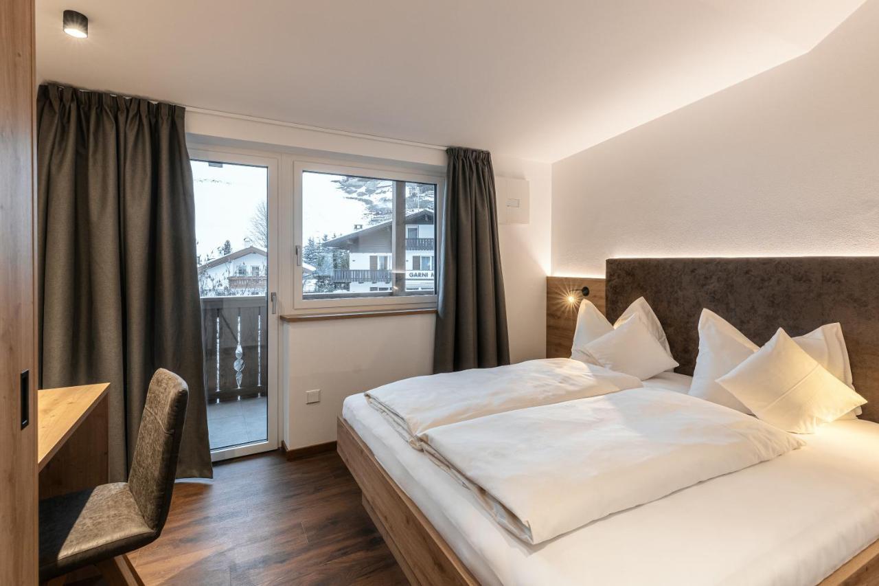 Ferienwohnung Alpenrose Alpine Living Wolkenstein in Gröden Exterior foto